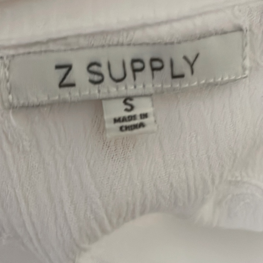 Z Supply White Button Up Blouse Top Embroidered Palm Trees Size Small - Picture 2 of 10